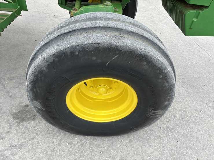 john-deere-4560-image-43