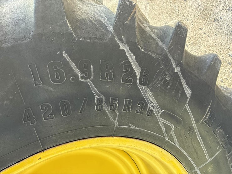 2009-john-deere-9570-sts-image-41