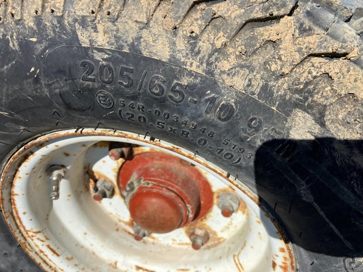 #5110-•-unverferth-30'-head-cart-image-9