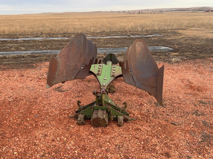 john-deere-plow-image-2