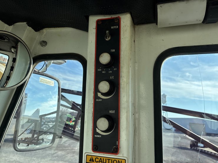 willmar-745-image-64