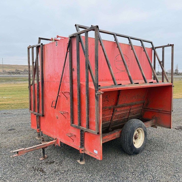 Elkhorn River Mfg. Creep Feeder