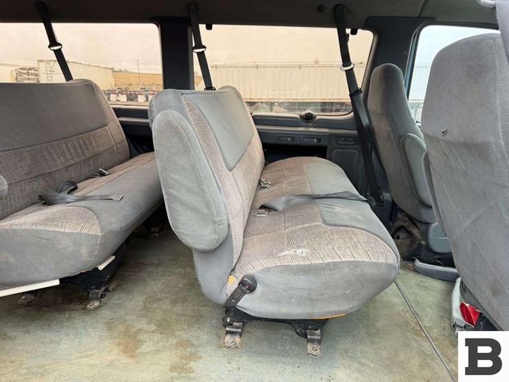 1992-ford-econoline-350-image-20