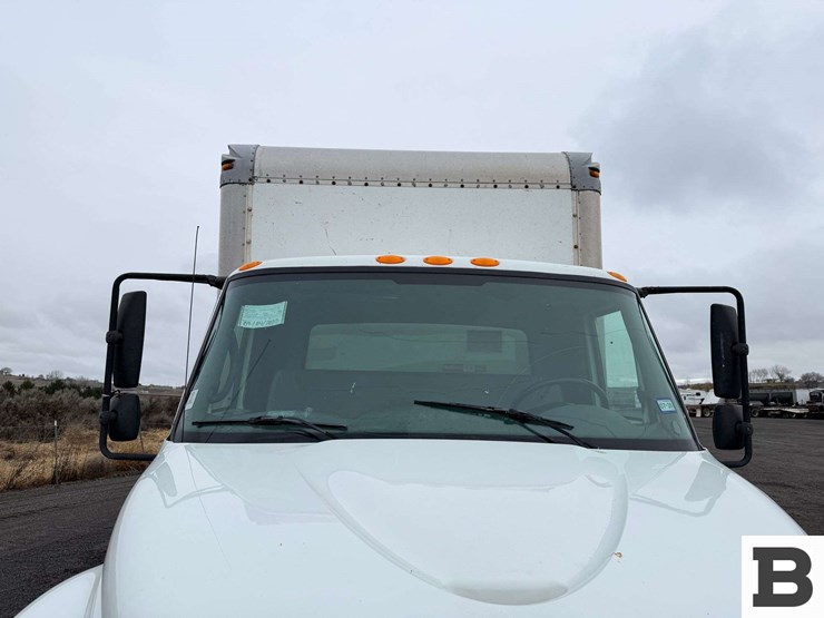 2006-international-durastar-4300-image-9