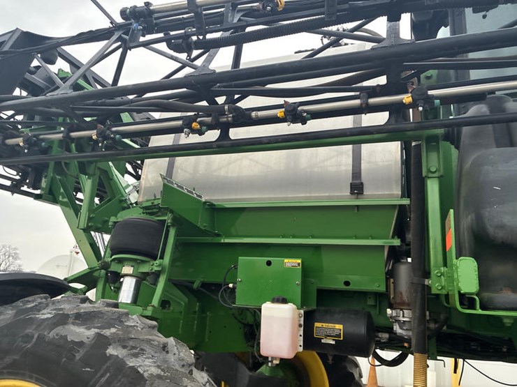 2011-john-deere-4830-image-22