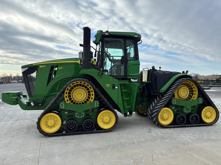 2023-john-deere-9rx-590-image-10