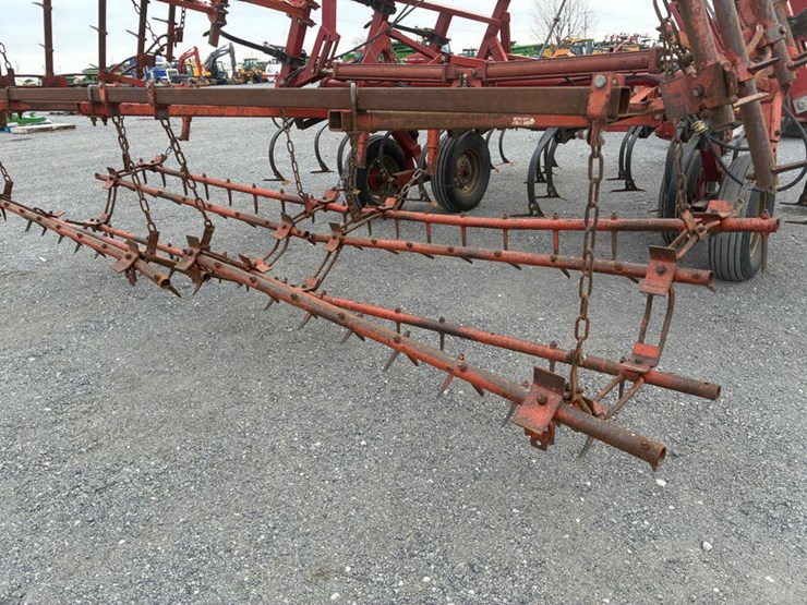 case-ih-4800-image-7