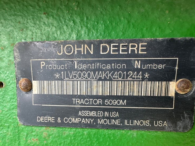 2011-john-deere-5090m-image-80