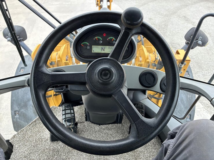 2021-caterpillar-926m-image-83