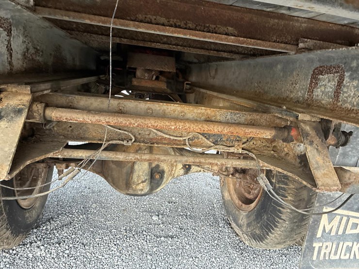 1975-ford-f600-image-22