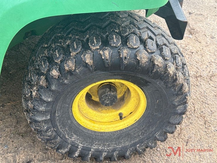 john-deere-gator-image-10