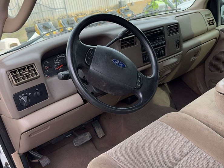 2003-ford-f250-image-10