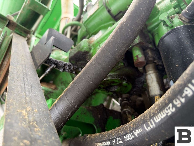 2004-john-deere-9660-sts-image-61