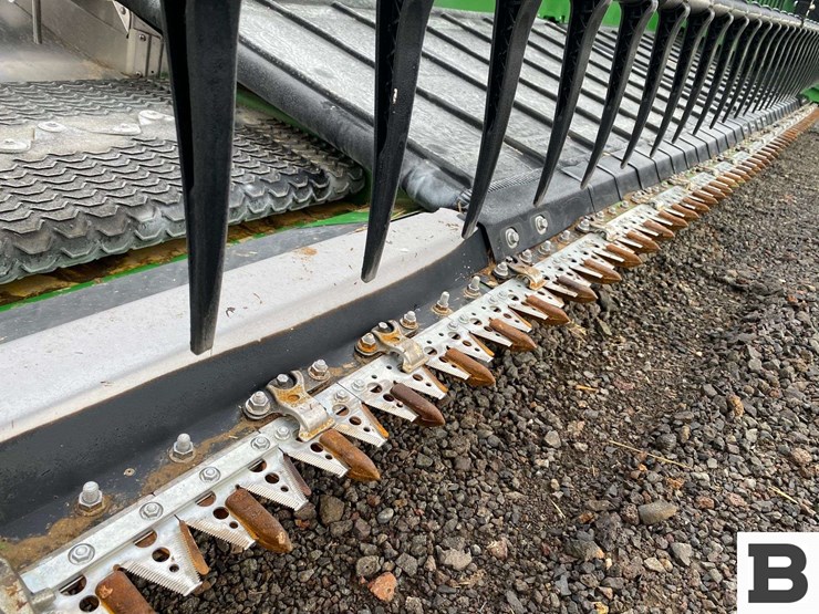 2019-john-deere-735fd-image-14