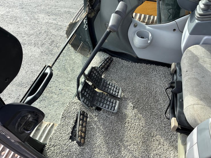 #5000-•-2017-jd-470g-lc-#1ff470gxjhf235084-image-69