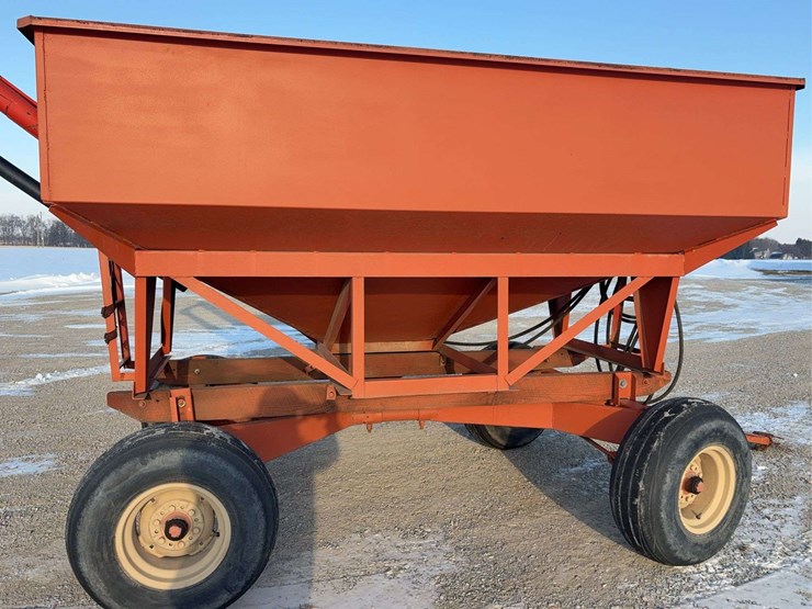 hopper-wagon-w-auger-image-7