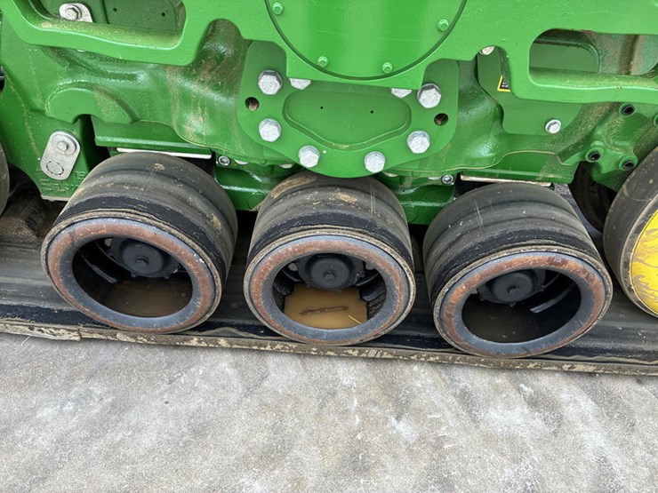 2021-john-deere-8rx-410-image-61