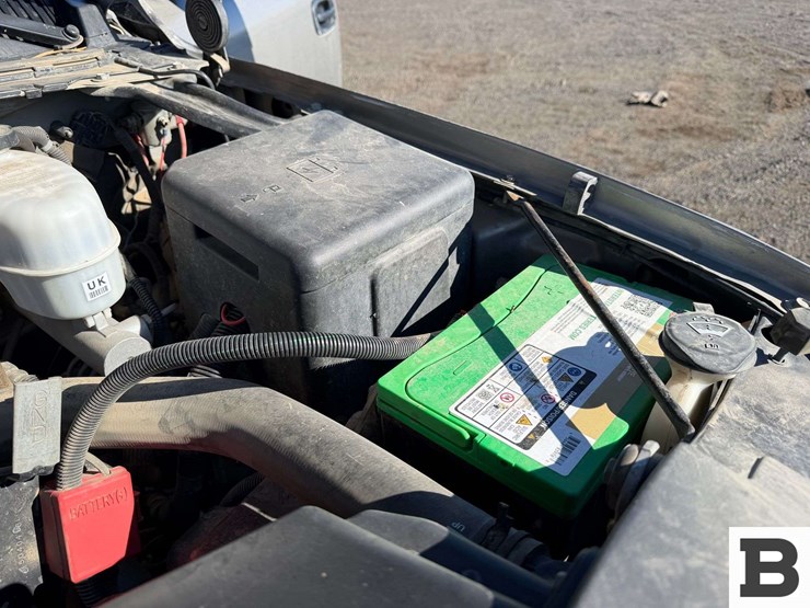 2003-gmc-2500-image-44