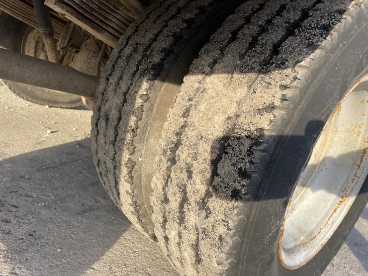 1997-chevrolet-3500-image-26