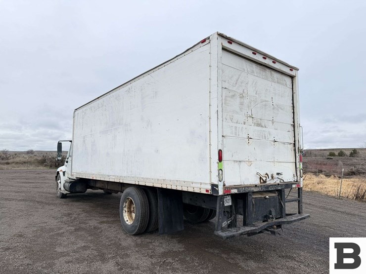 2006-international-durastar-4300-image-3