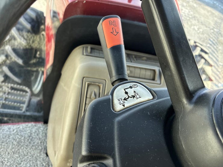 2011-case-ih-magnum-315-image-80