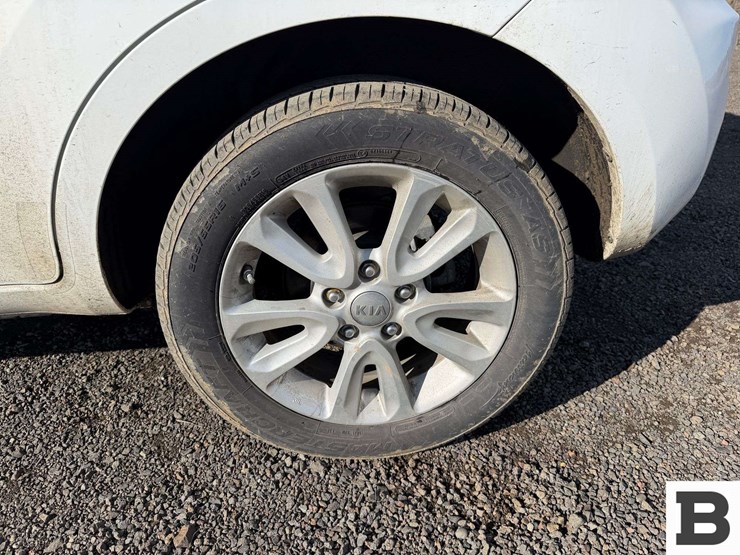 2013-kia-soul-mpv-image-12