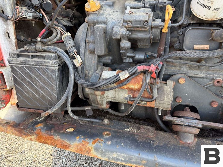 2019-bobcat-s770-image-24