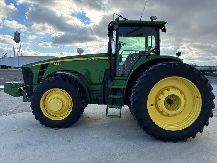 2006-john-deere-8430-image-10