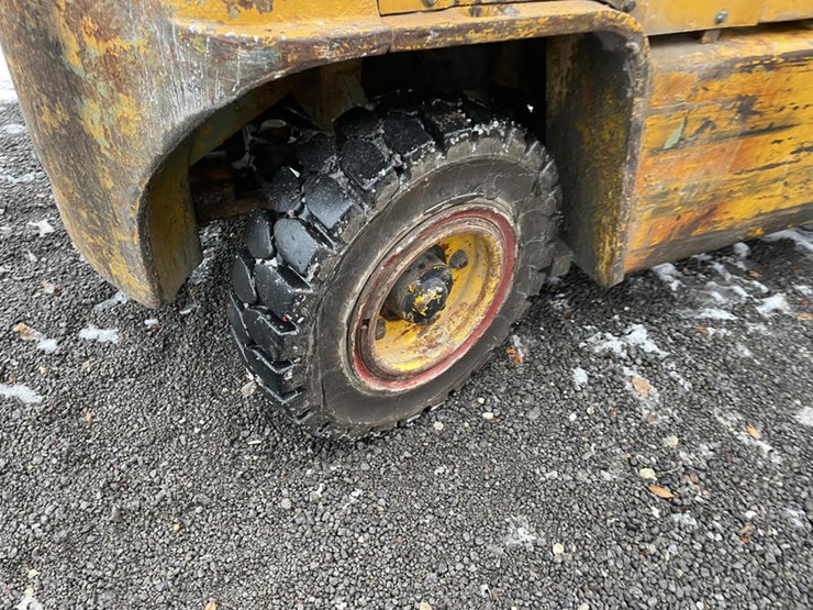 #114924-•-clark-forklift-#y6856982342-image-16