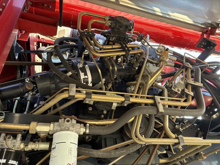 2010-case-ih-8120-image-64