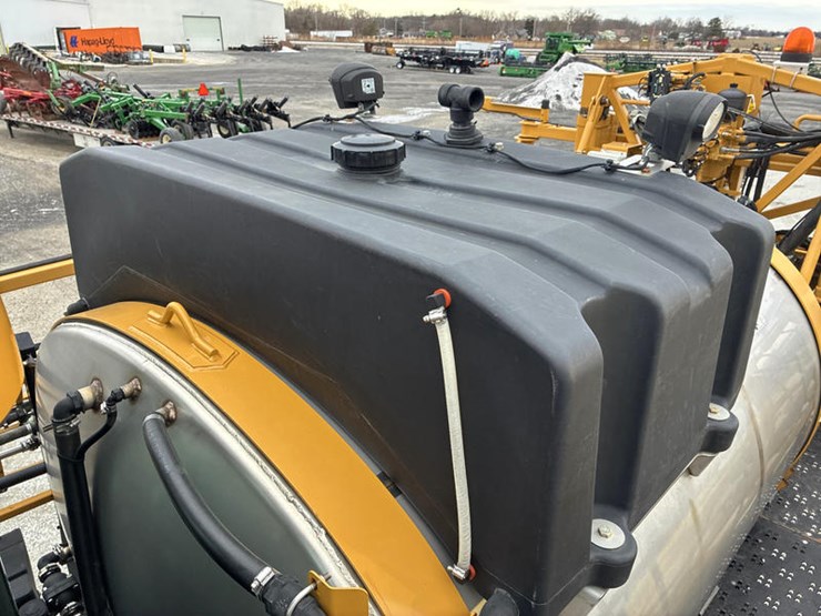 2015-ag-chem-rg1100-image-81