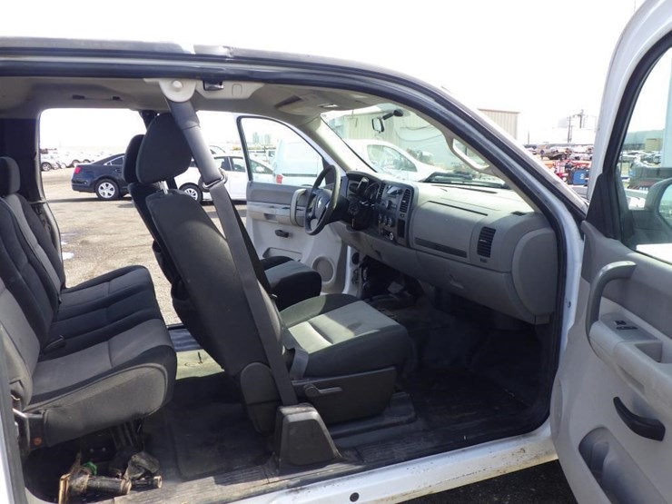 2008-chevrolet-2500hd-image-6