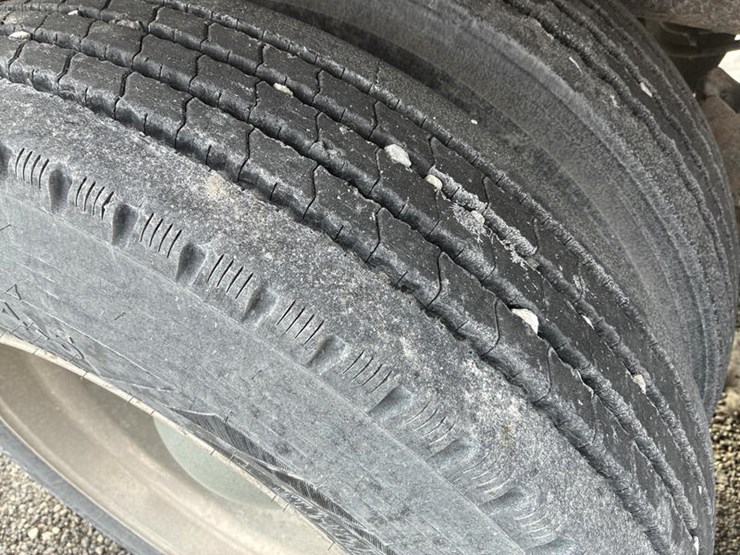 2000-timpte-hopper-image-37