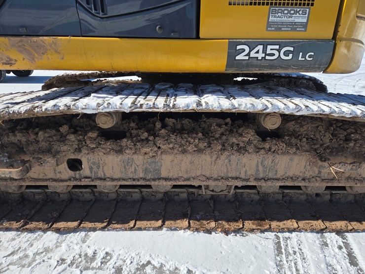2016-deere-245g-lc-image-73