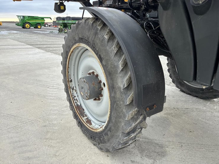 2015-ag-chem-rg1100-image-59