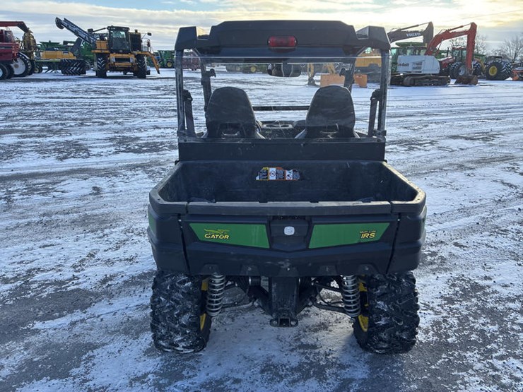 john-deere-gator-image-4