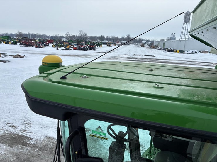 2011-john-deere-9670-sts-image-98