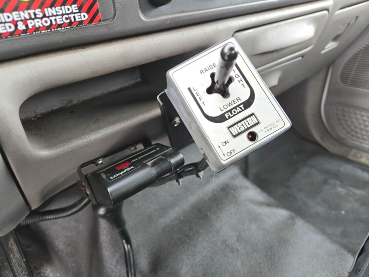 2001-ford-f350-image-54