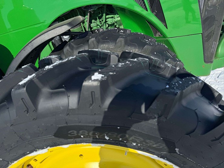 2012-john-deere-8310r-image-33