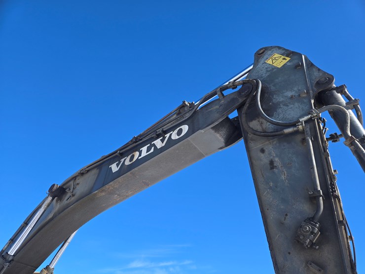 volvo-ec330-image-27