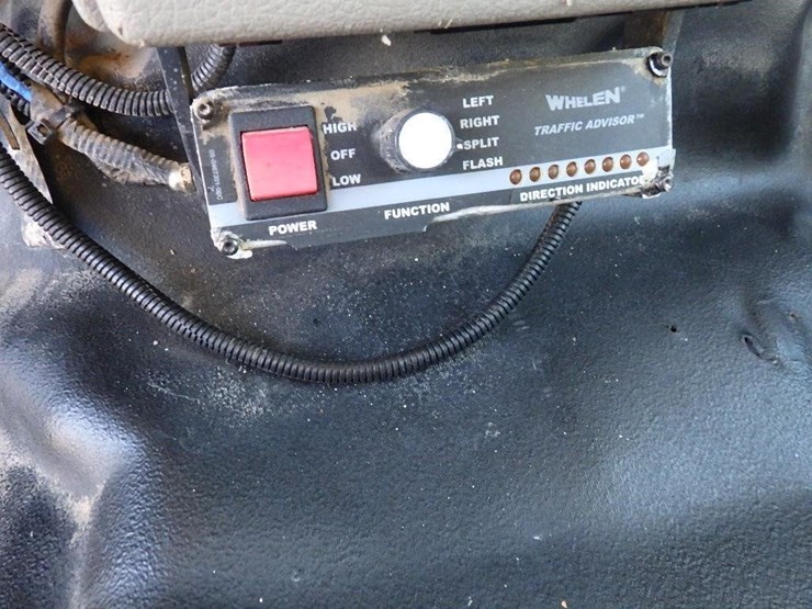 2009-ford-f550-image-27