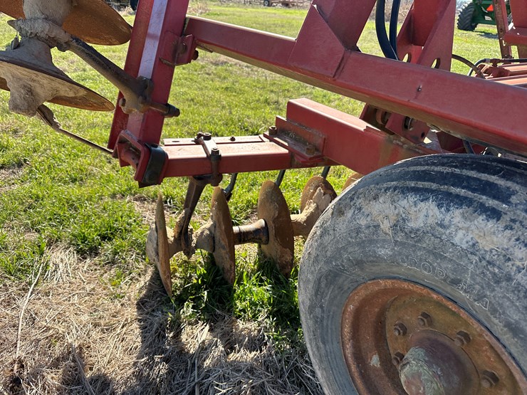 case-ih-3900-image-47