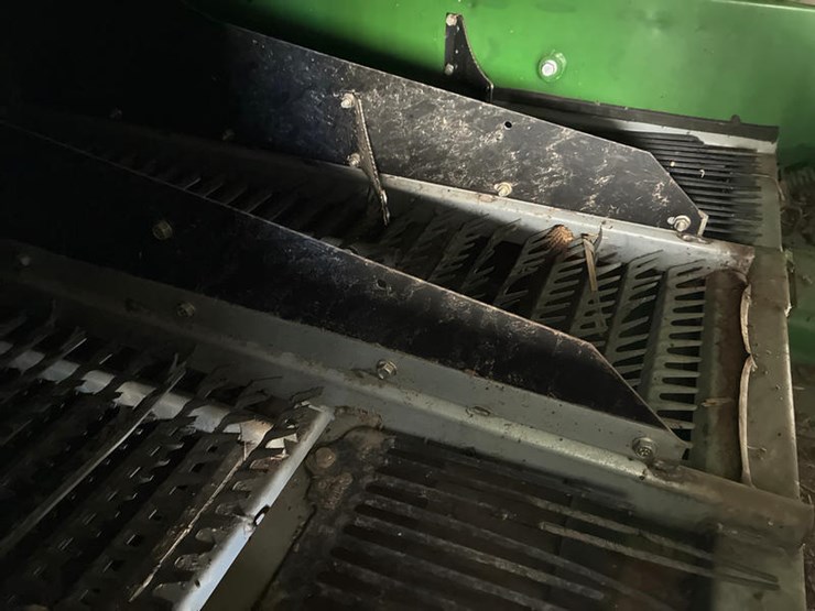 2009-john-deere-9570-sts-image-63