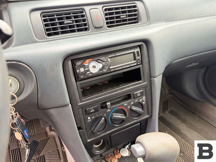 1999-toyota-camry-sedan-image-24