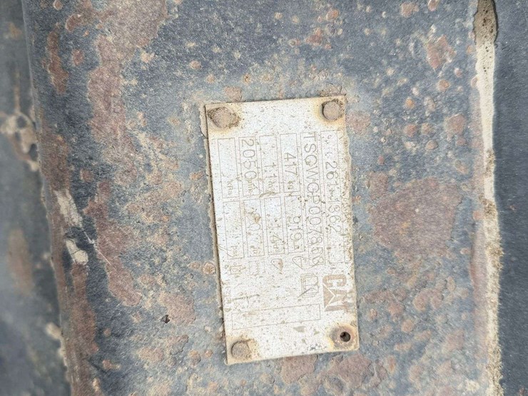 2013-caterpillar-906-image-12