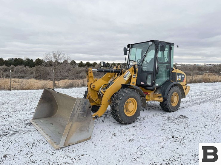 2013-caterpillar-906-image-1