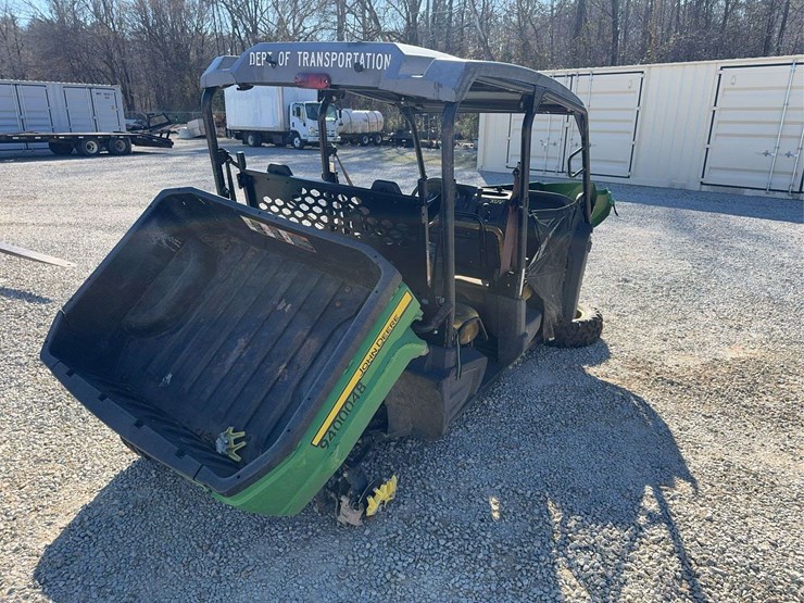 john-deere-gator-image-5
