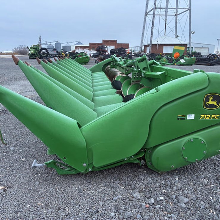 2018 JOHN DEERE 712FC