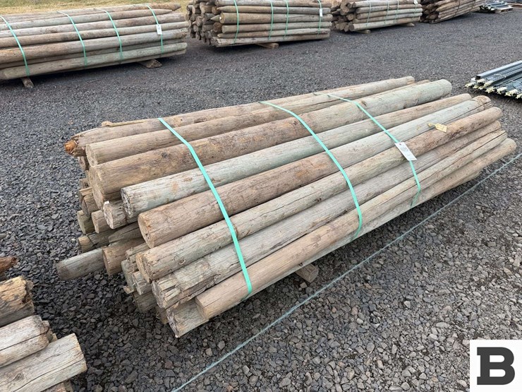 ..-wooden-posts-image-8