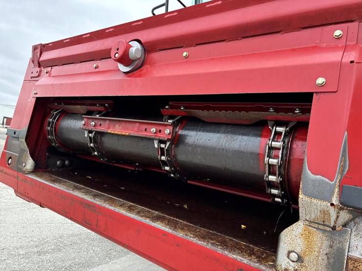 2024-case-ih-8250-image-25